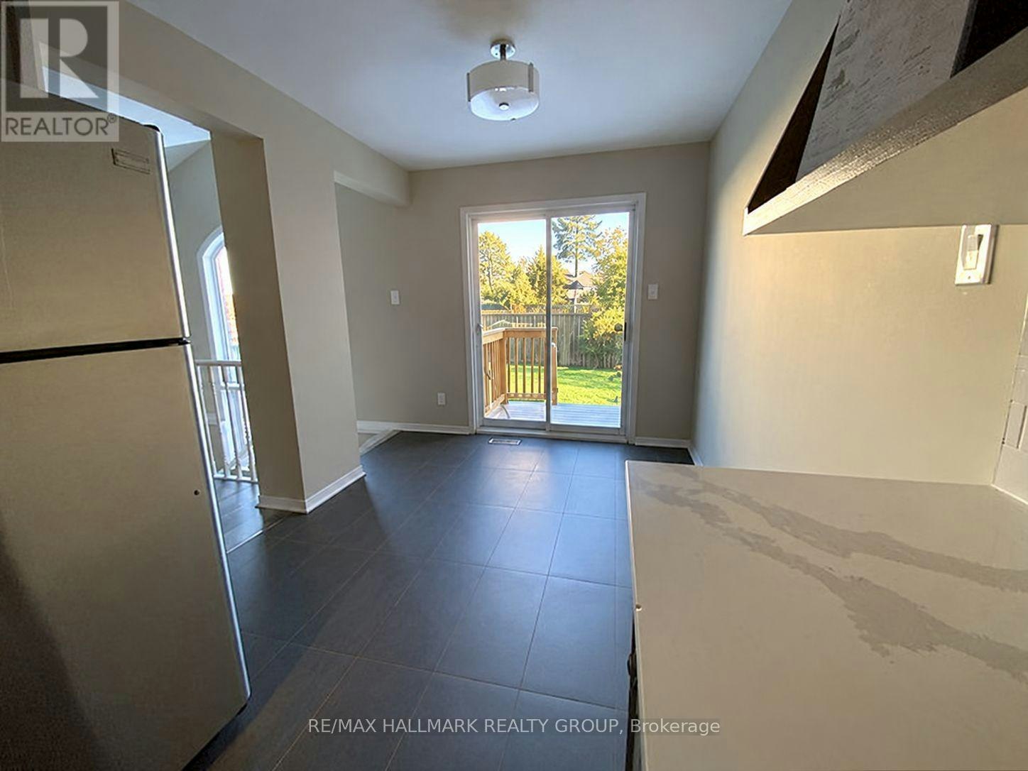 111 Cedarock Drive, Ottawa, ON, K2M 2H5 - 5