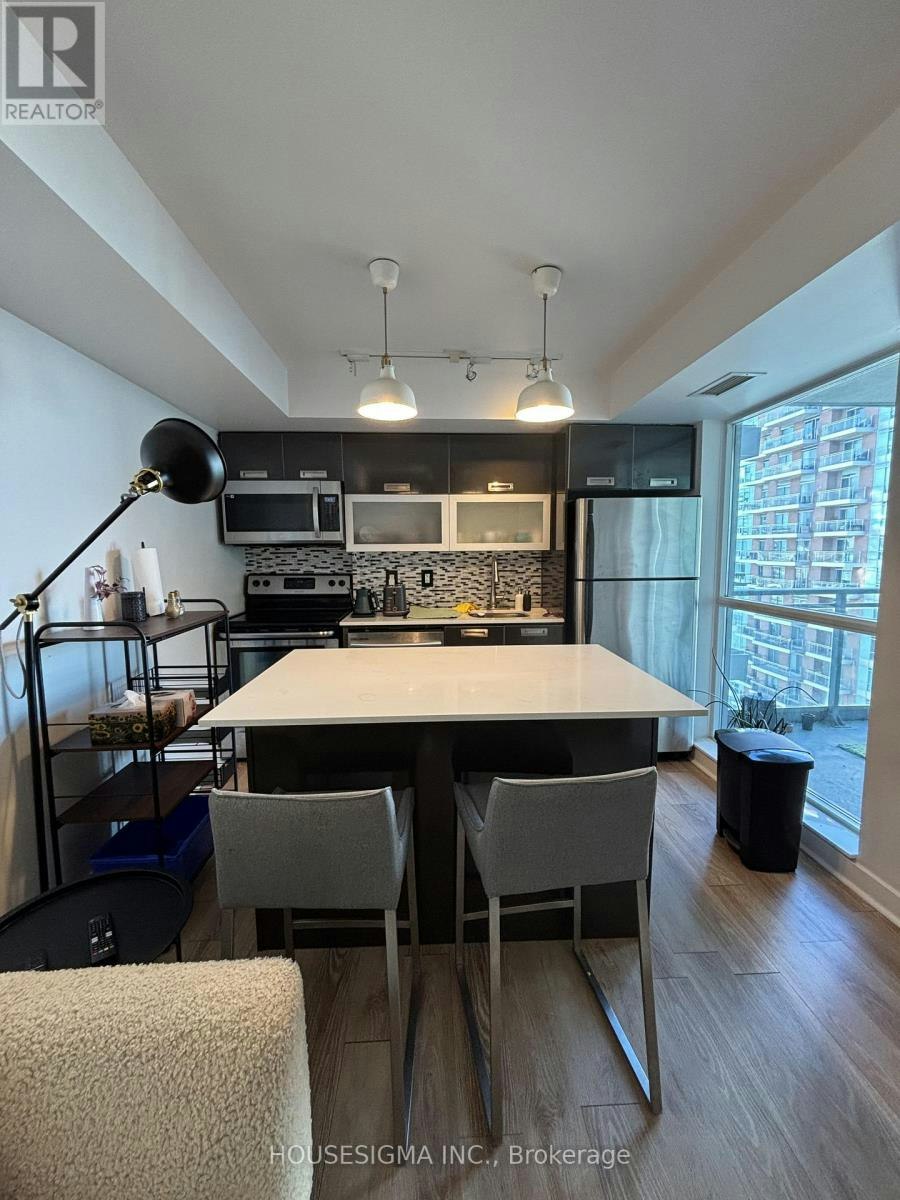 1911-100 Western Battery Road, Toronto, ON, M6K 3S2 - 3