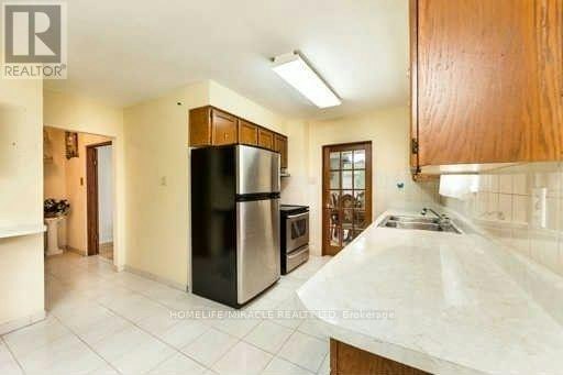 479 Brimorton Drive, Toronto, ON, M1H 2E7 - 6