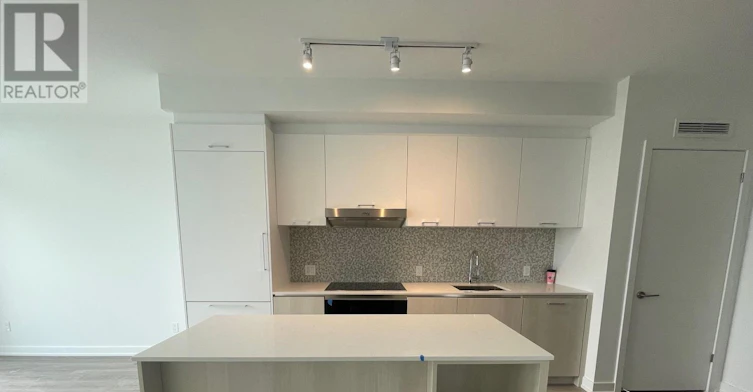 914-8188 Yonge Street, Vaughan, ON, L4J 0M2 - 12