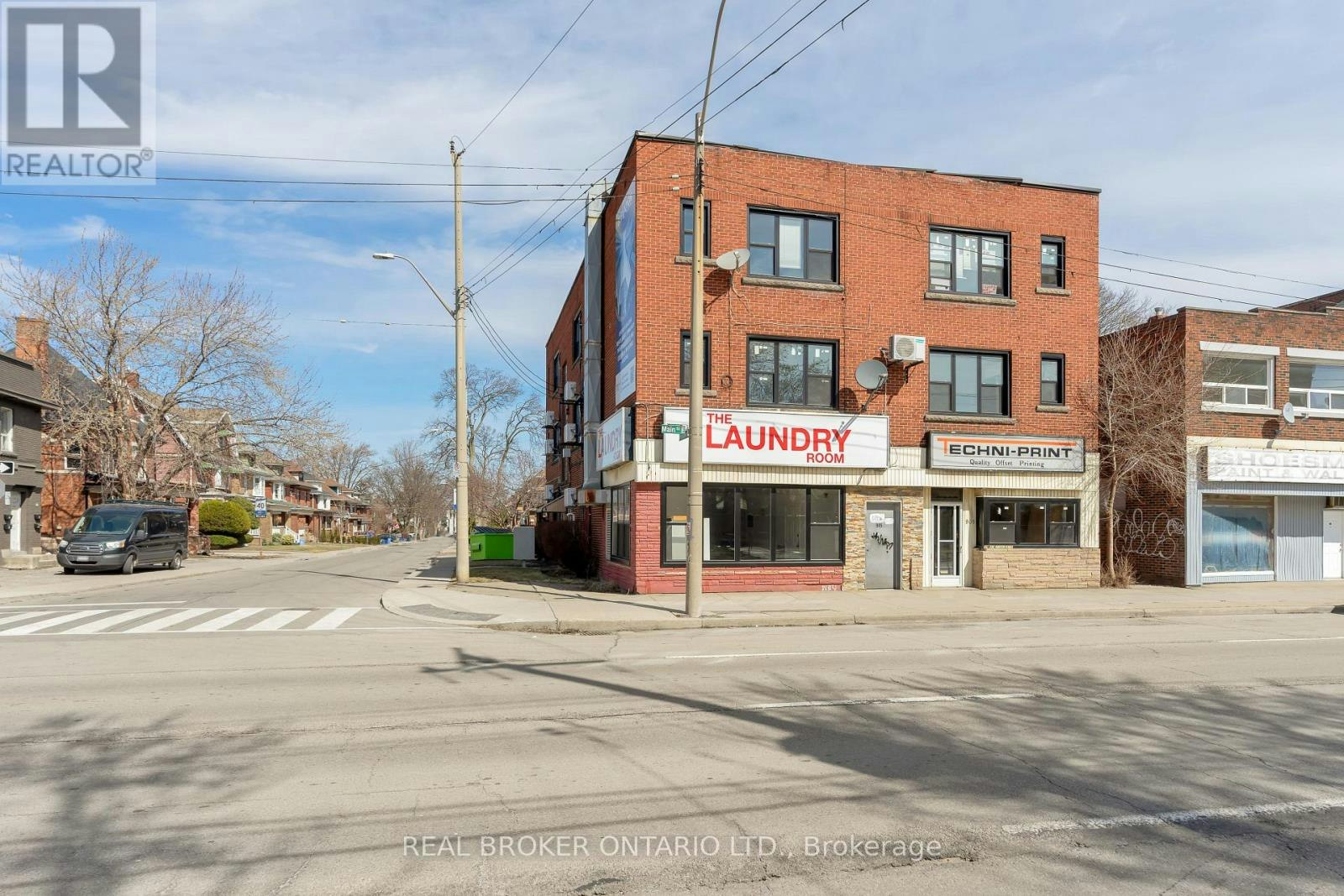 903-909 Main Street E, Hamilton, ON, L8M 1M6