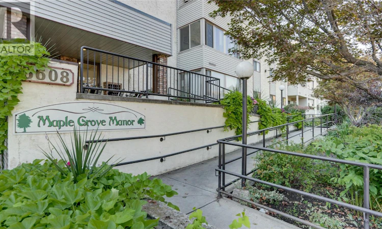 105-3608 27 Avenue