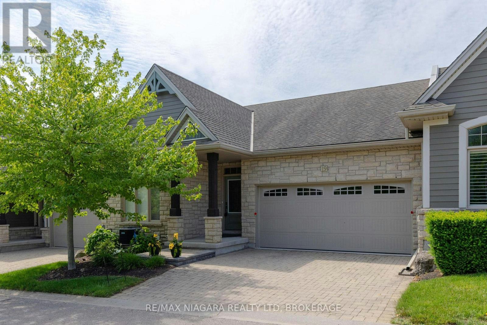 19 Crimson Drive, Niagara-on-the-Lake, ON, L0S 1J1