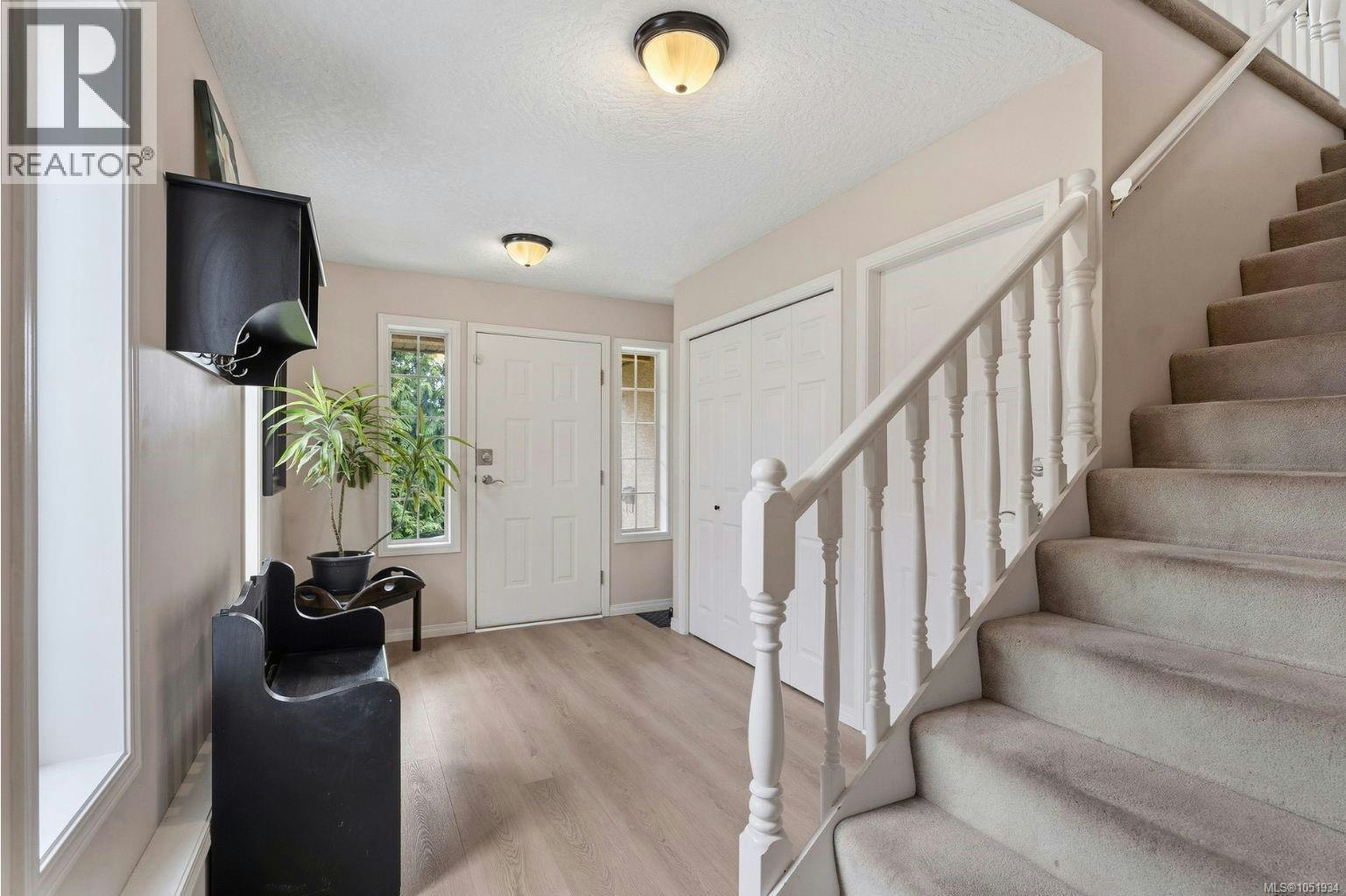 1280 Oakmount Road - 4