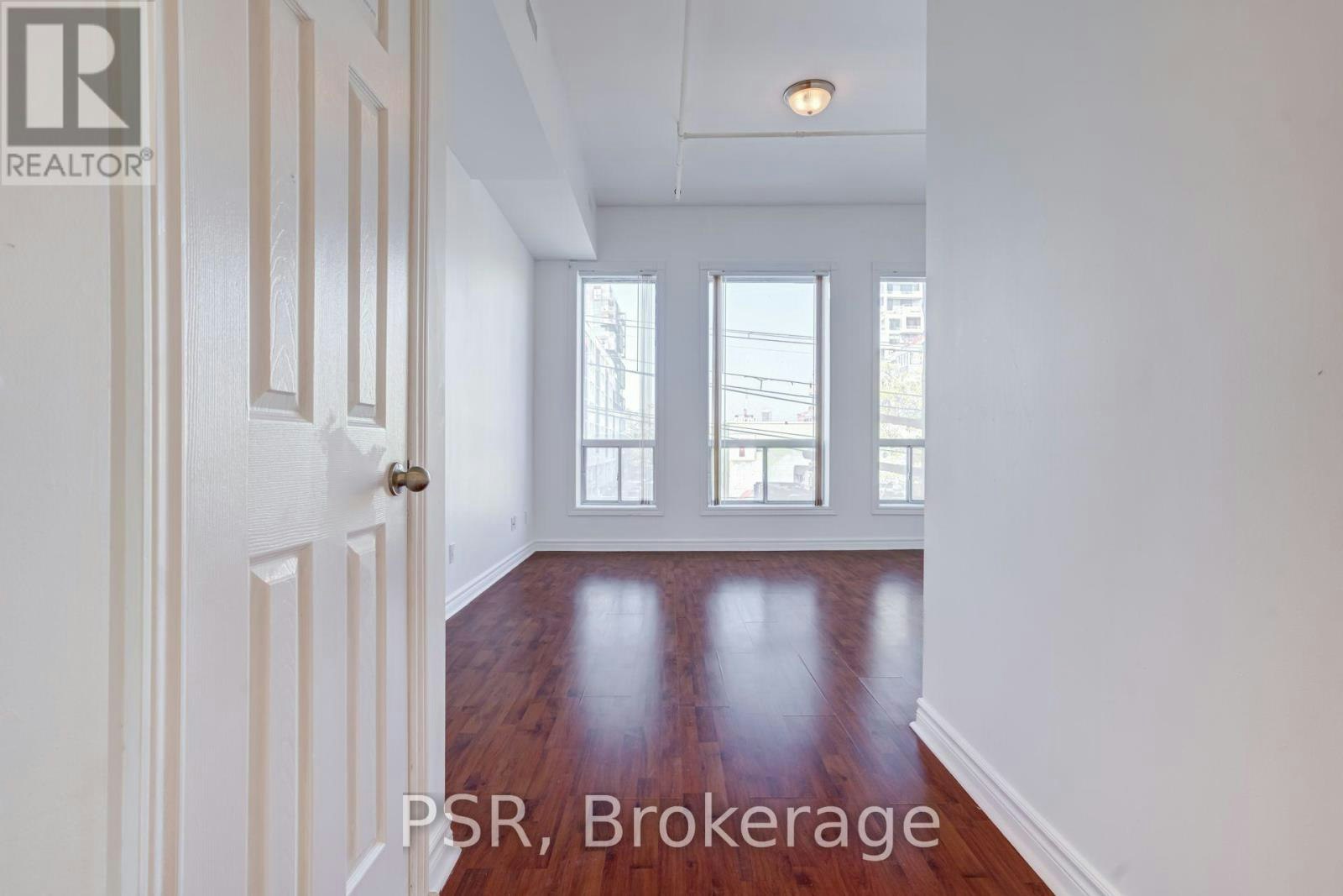 3RD FLOOR-493 Queen Street W, Toronto, ON, M5V 2B4 - 3
