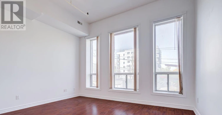 3RD FLOOR-493 Queen Street W, Toronto, ON, M5V 2B4 - 2