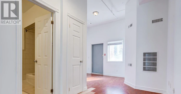 3RD FLOOR-493 Queen Street W, Toronto, ON, M5V 2B4 - 11