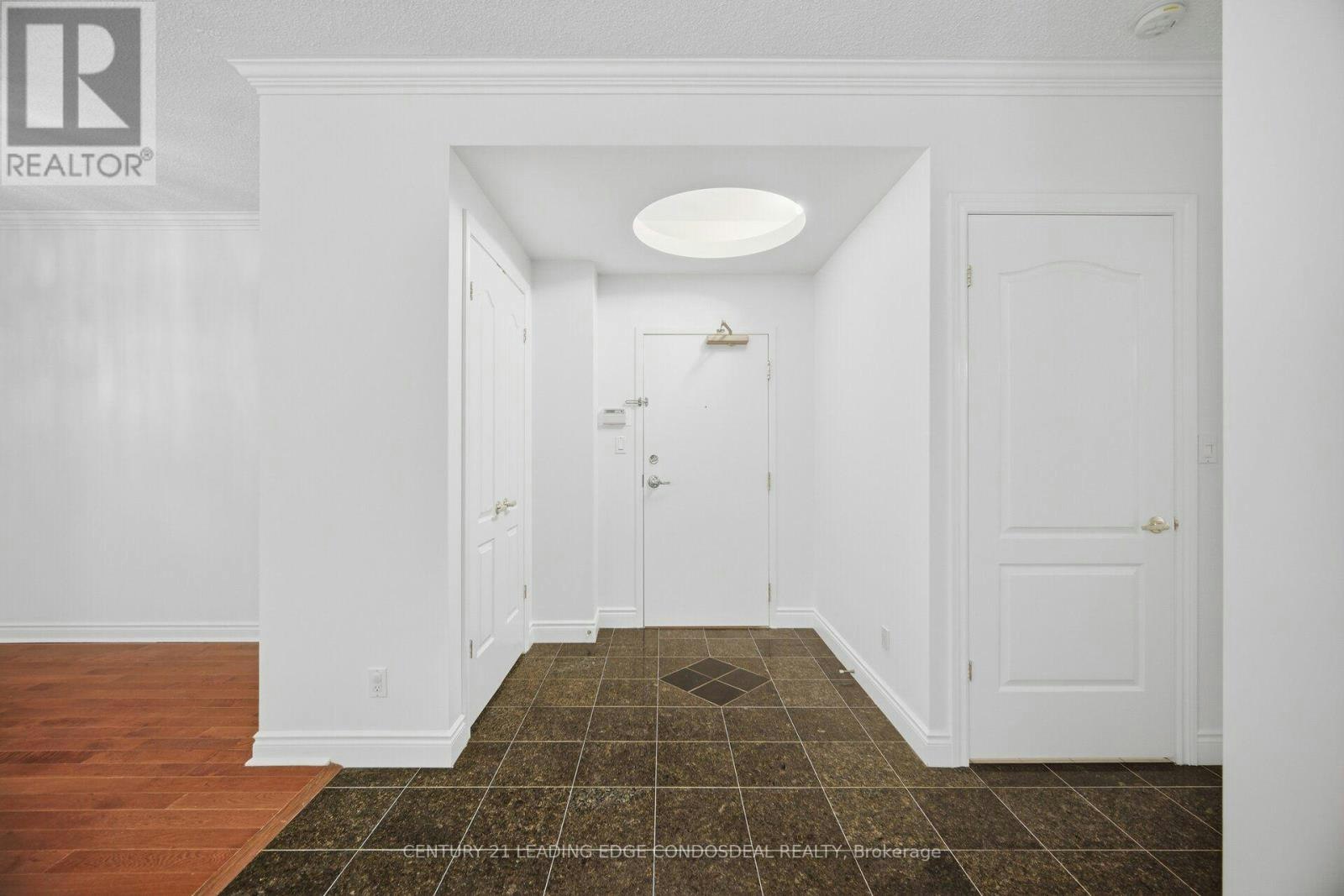 322-11 William Carson Crescent, Toronto, ON, M2P 2G1 - 10