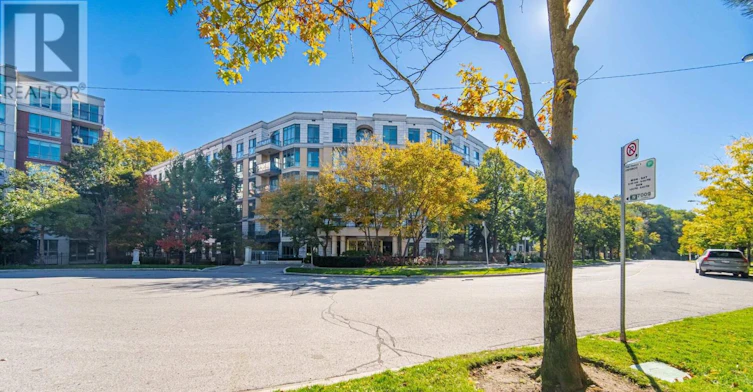322-11 William Carson Crescent, Toronto, ON, M2P 2G1