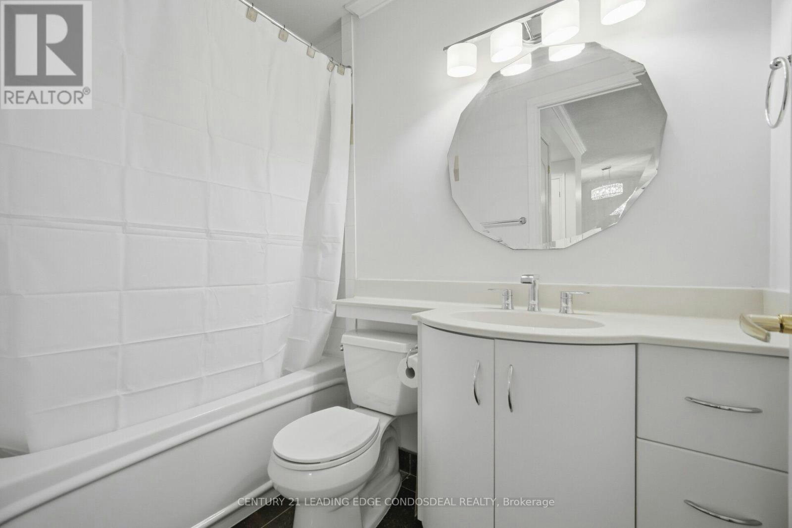 322-11 William Carson Crescent, Toronto, ON, M2P 2G1 - 34