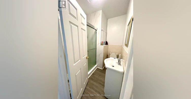 625 Bathurst Street, Toronto, ON, M5S 2R2 - 7