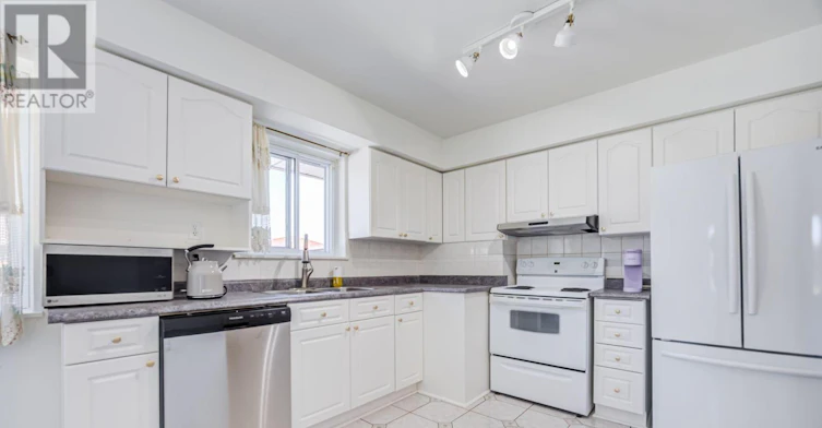 53 Marcos Boulevard, Toronto, ON, M1K 5A7 - 14