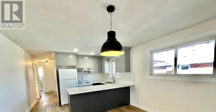 MAIN-38 Grandview Street S, Oshawa, ON, L1H 7C4 - 5