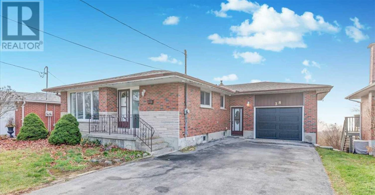 MAIN-38 Grandview Street S, Oshawa, ON, L1H 7C4 - 3