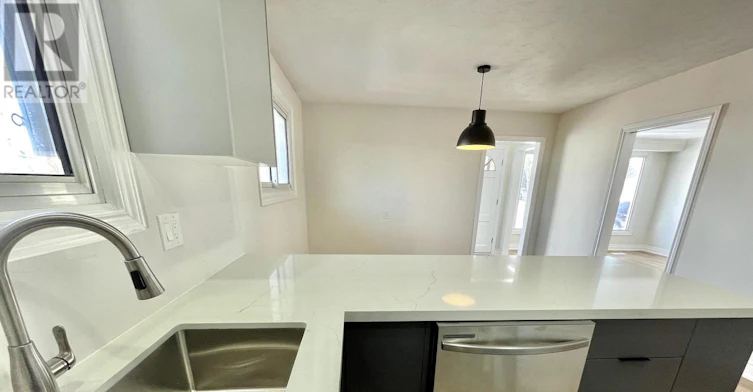 MAIN-38 Grandview Street S, Oshawa, ON, L1H 7C4 - 9