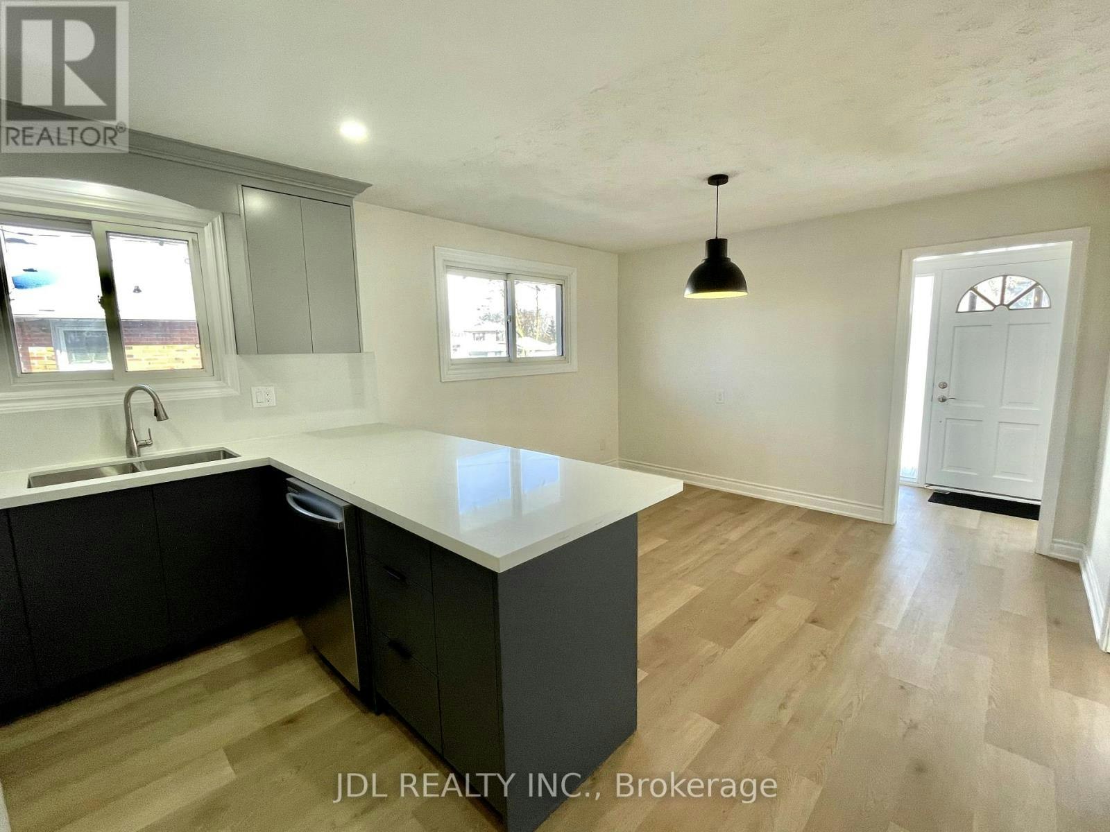 MAIN-38 Grandview Street S, Oshawa, ON, L1H 7C4 - 6