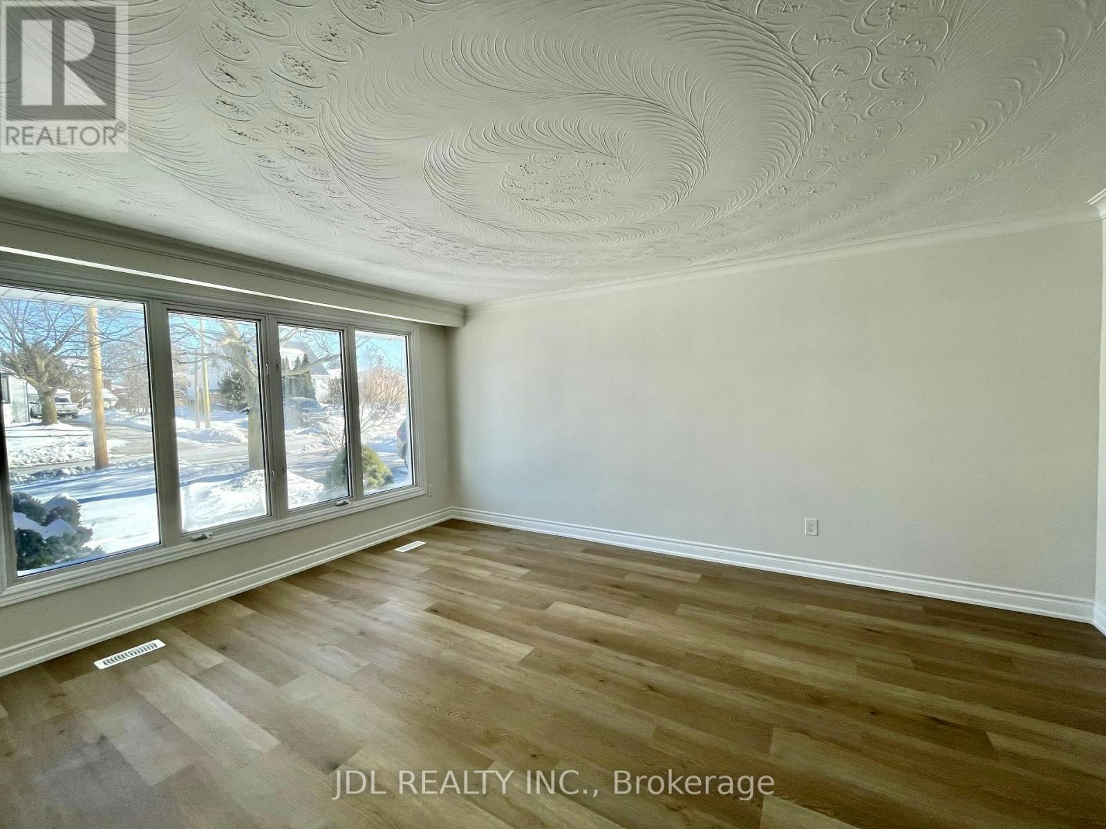 MAIN-38 Grandview Street S, Oshawa, ON, L1H 7C4 - 11