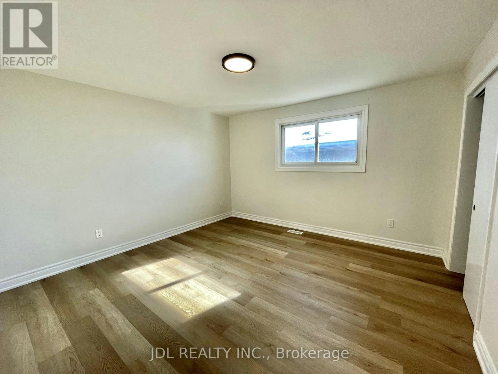 MAIN-38 Grandview Street S, Oshawa, ON, L1H 7C4 - 15