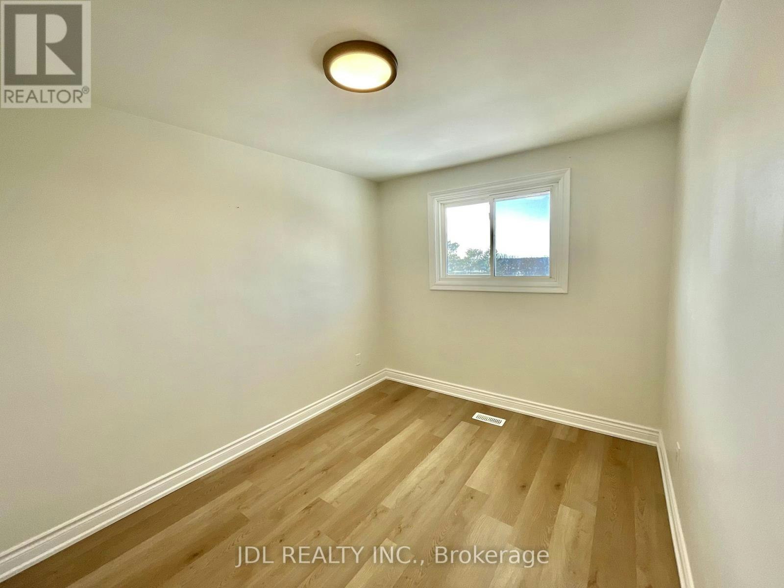 MAIN-38 Grandview Street S, Oshawa, ON, L1H 7C4 - 19