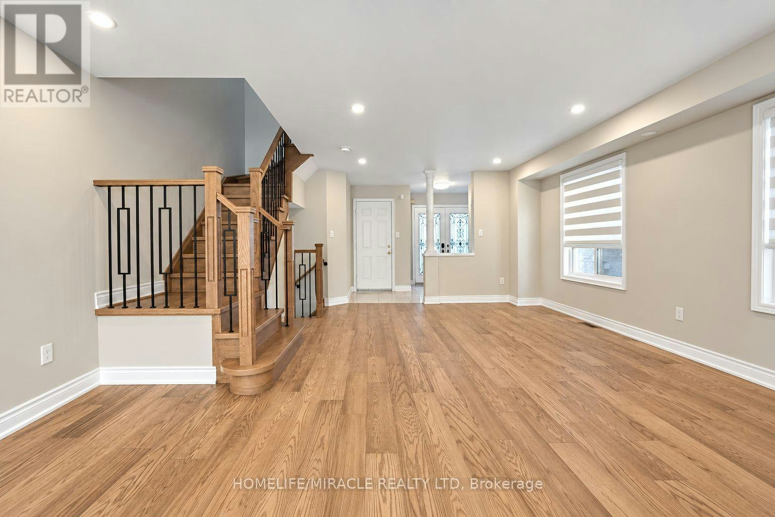 7683 Doverwood Drive, Mississauga, ON, L5N 8J1 - 9