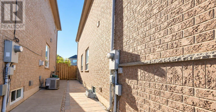 7683 Doverwood Drive, Mississauga, ON, L5N 8J1 - 44