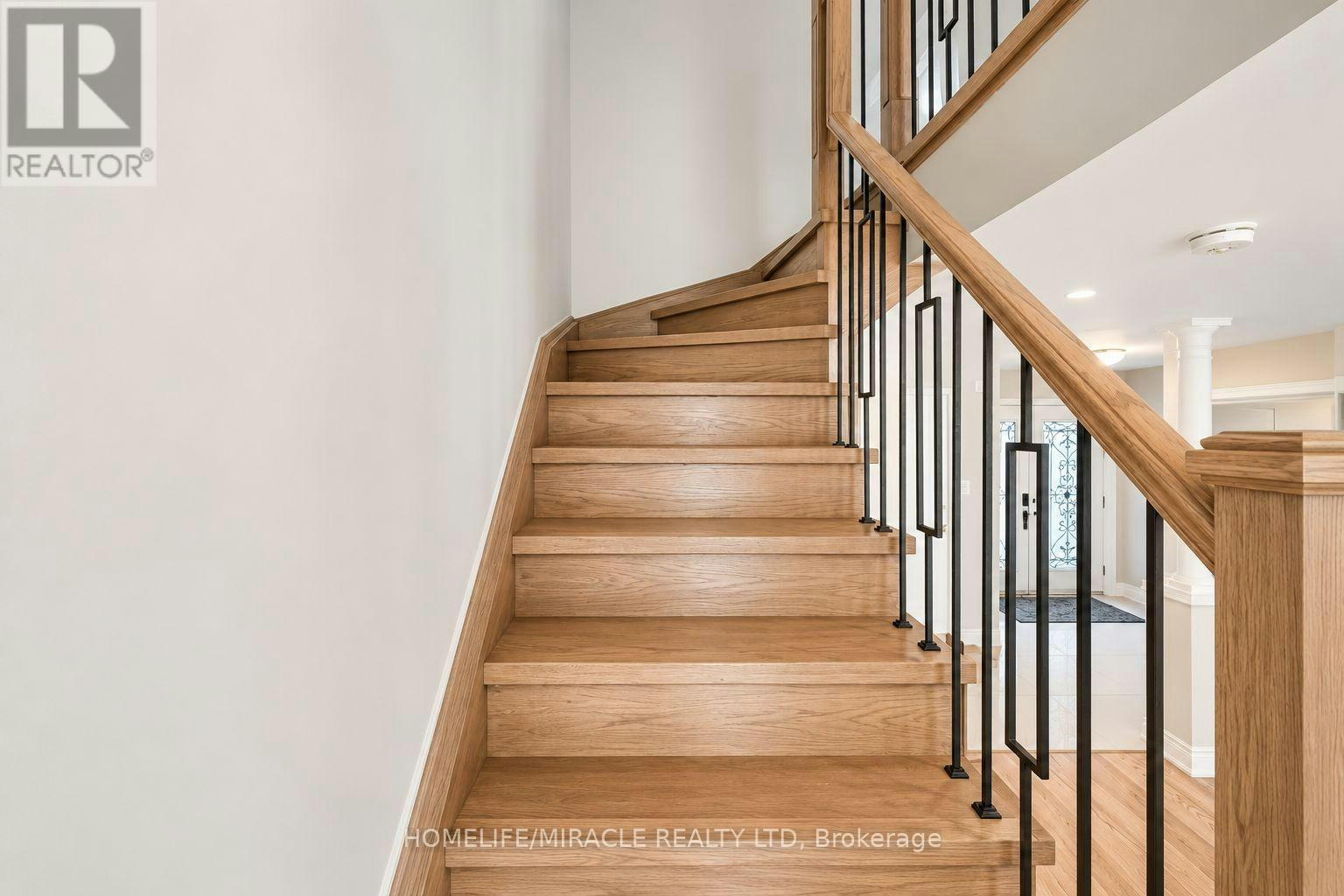 7683 Doverwood Drive, Mississauga, ON, L5N 8J1 - 16
