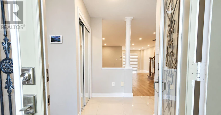 7683 Doverwood Drive, Mississauga, ON, L5N 8J1 - 3