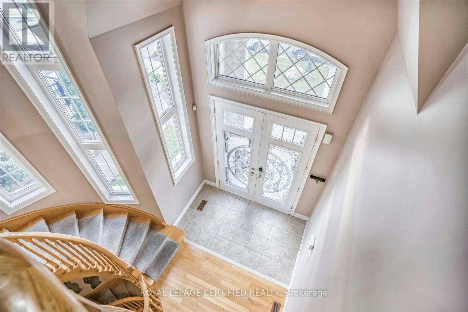 3274 Erin Centre Boulevard, Mississauga, ON, L5M 0K9 - 6