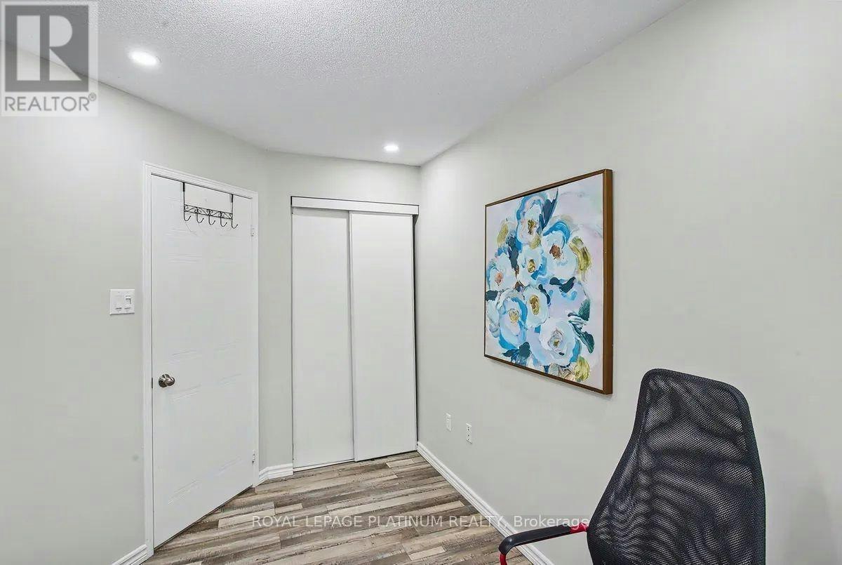 297-60 Barondale Drive, Mississauga, ON, L4Z 3N8 - 21