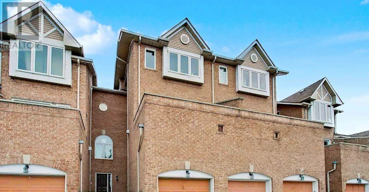 297-60 Barondale Drive, Mississauga, ON, L4Z 3N8