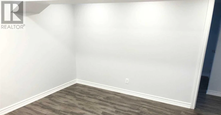 BSMT-30 Hazelnut Crescent, Toronto, ON, M2J 4W3 - 7