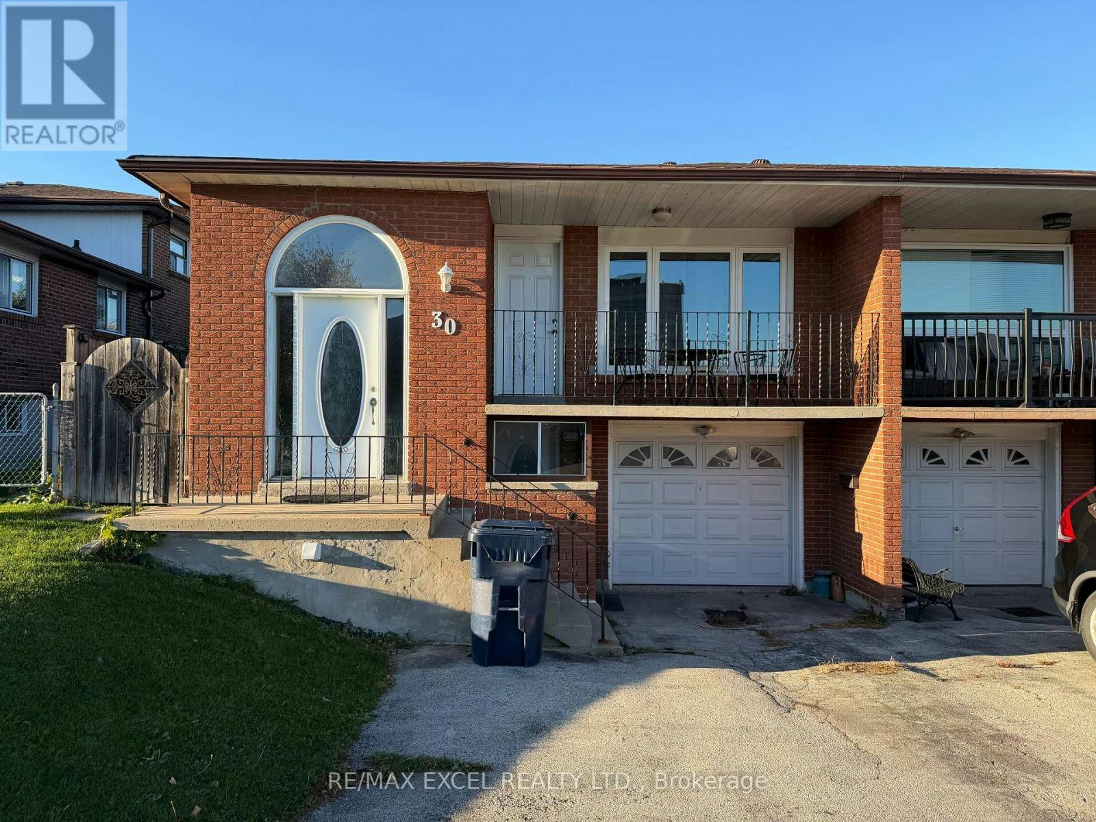 BSMT-30 Hazelnut Crescent, Toronto, ON, M2J 4W3