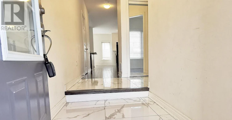 51 Kavanagh Avenue, East Gwillimbury, ON, L9N 0P5 - 6