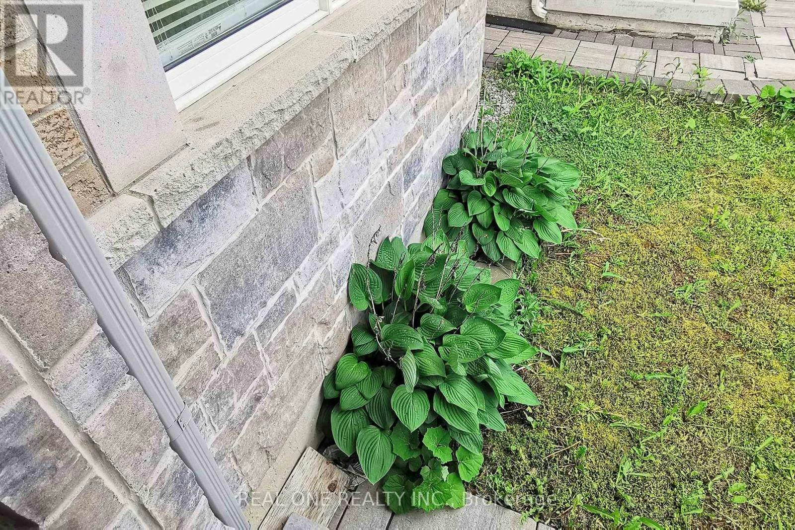 51 Kavanagh Avenue, East Gwillimbury, ON, L9N 0P5 - 7