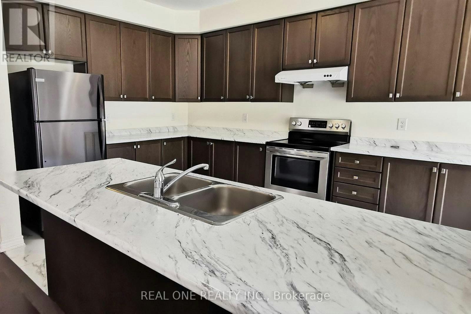 51 Kavanagh Avenue, East Gwillimbury, ON, L9N 0P5 - 14