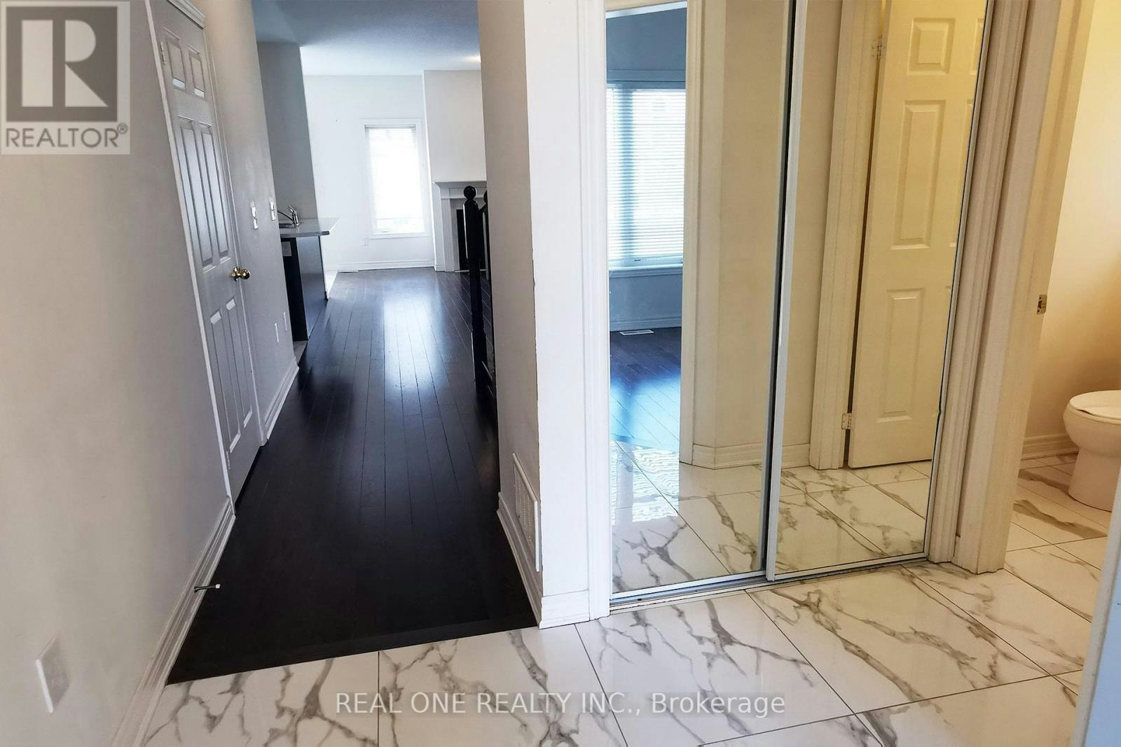51 Kavanagh Avenue, East Gwillimbury, ON, L9N 0P5 - 8