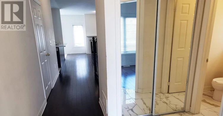 51 Kavanagh Avenue, East Gwillimbury, ON, L9N 0P5 - 8