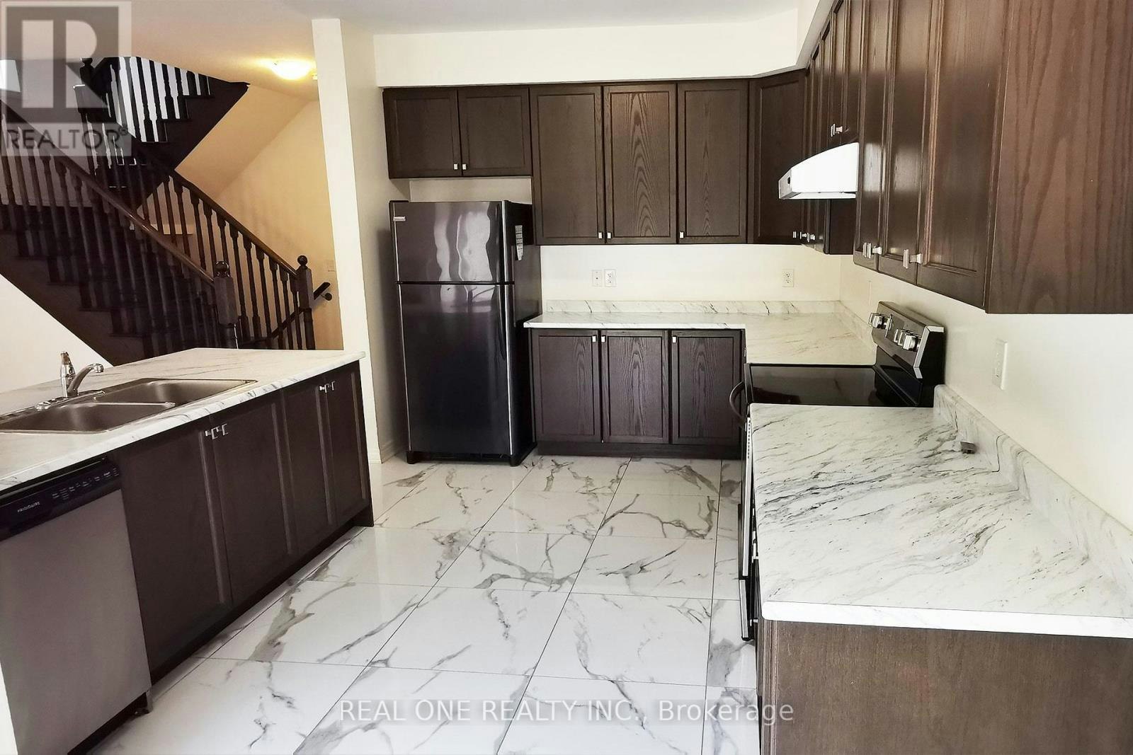 51 Kavanagh Avenue, East Gwillimbury, ON, L9N 0P5 - 15