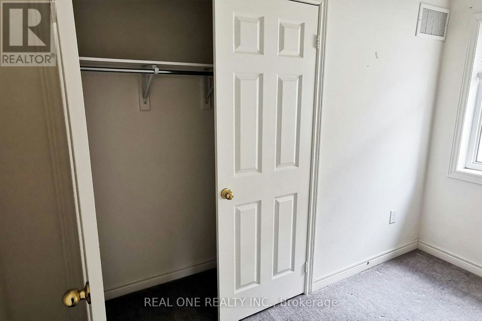51 Kavanagh Avenue, East Gwillimbury, ON, L9N 0P5 - 34