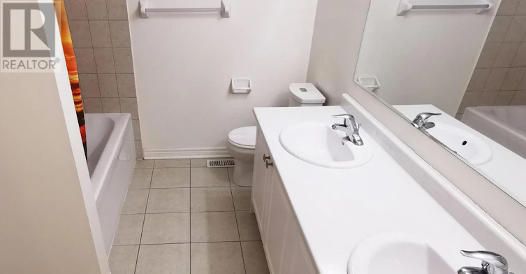 51 Kavanagh Avenue, East Gwillimbury, ON, L9N 0P5 - 23