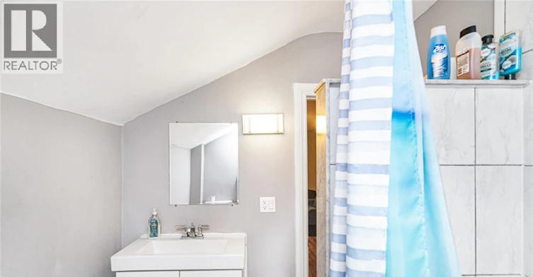 B-70 Palace Street, Brantford, ON, N3T 3X1 - 21