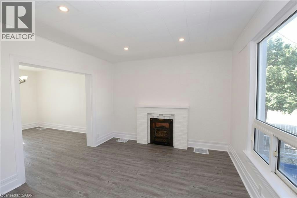 26 Fairview Avenue, Hamilton, ON, L8L 7B4 - 8