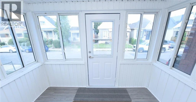 26 Fairview Avenue, Hamilton, ON, L8L 7B4 - 2