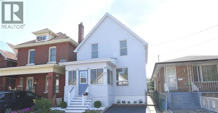 26 Fairview Avenue, Hamilton, ON, L8L 7B4