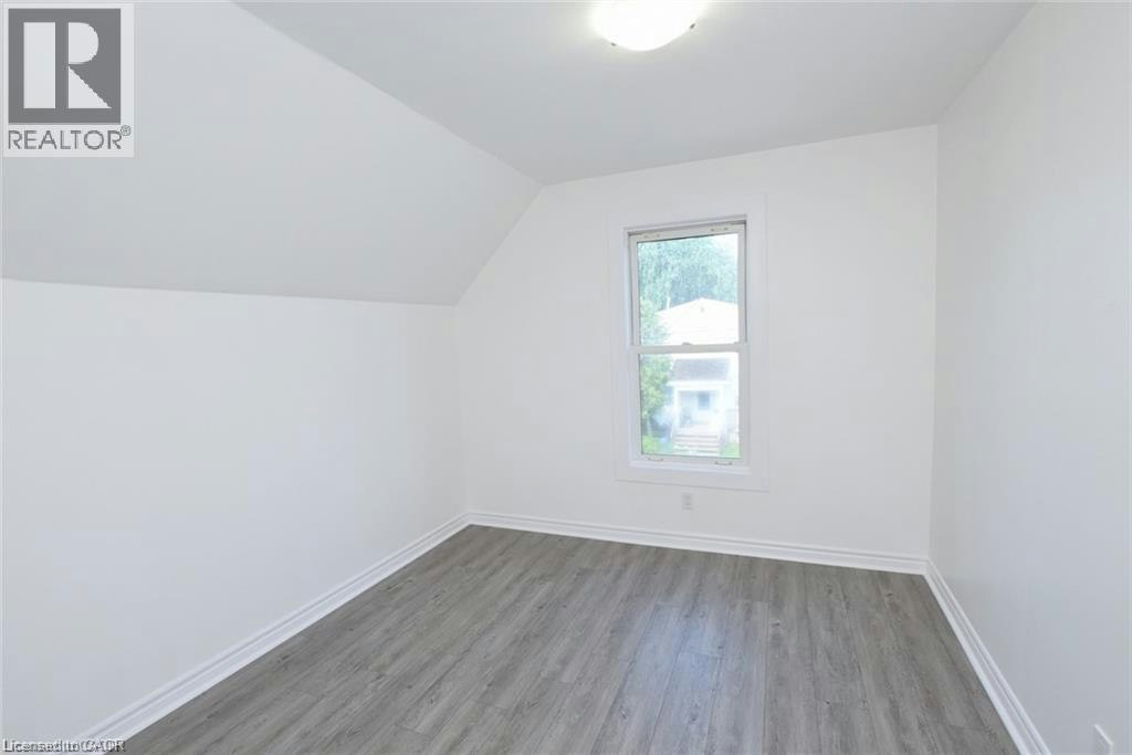26 Fairview Avenue, Hamilton, ON, L8L 7B4 - 20
