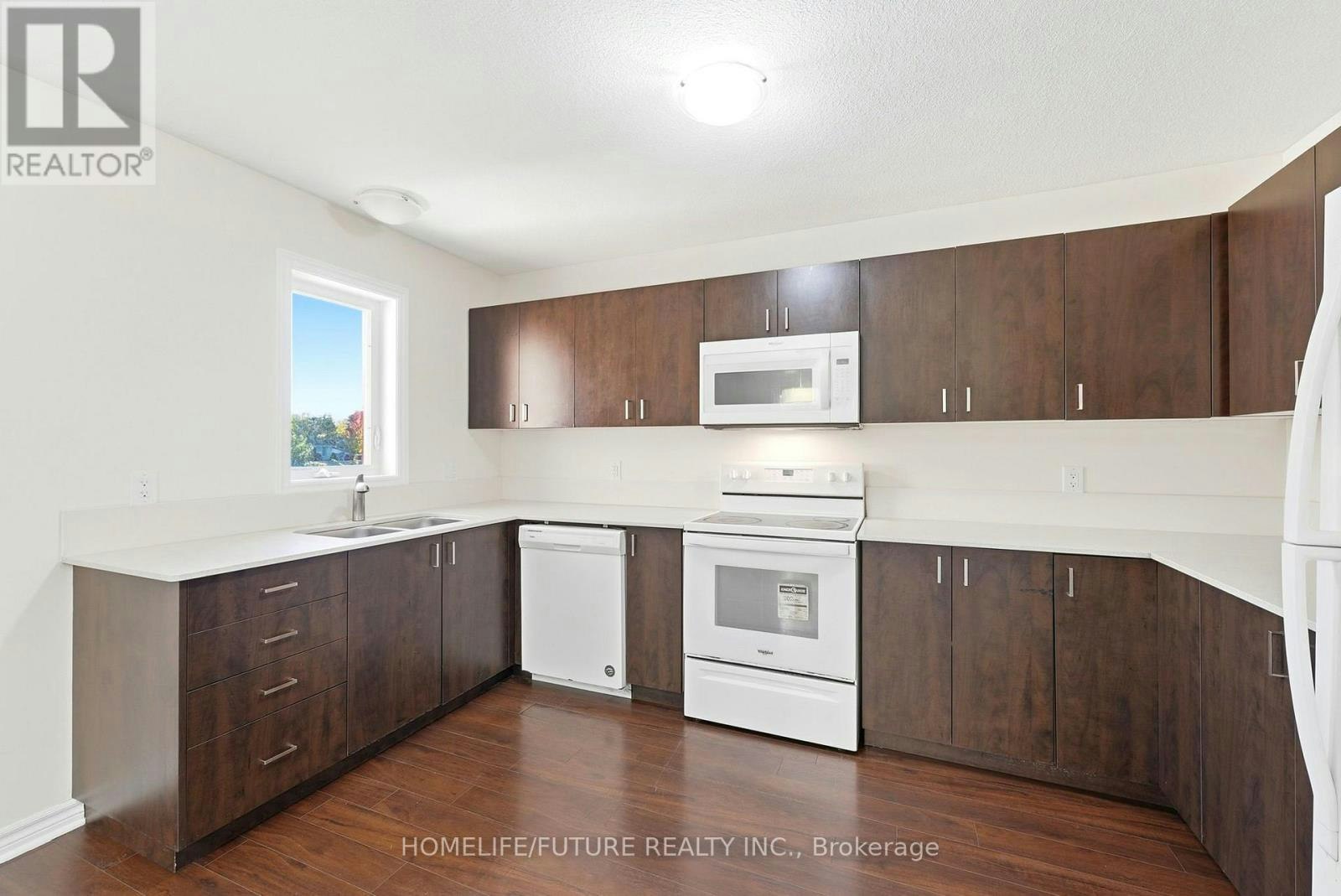 1357 Michael Circle, London, ON, N5V 0B8 - 12