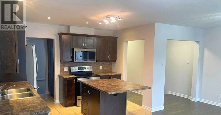1736 Maple Grove Road, Ottawa, ON, K2S 0G4 - 3