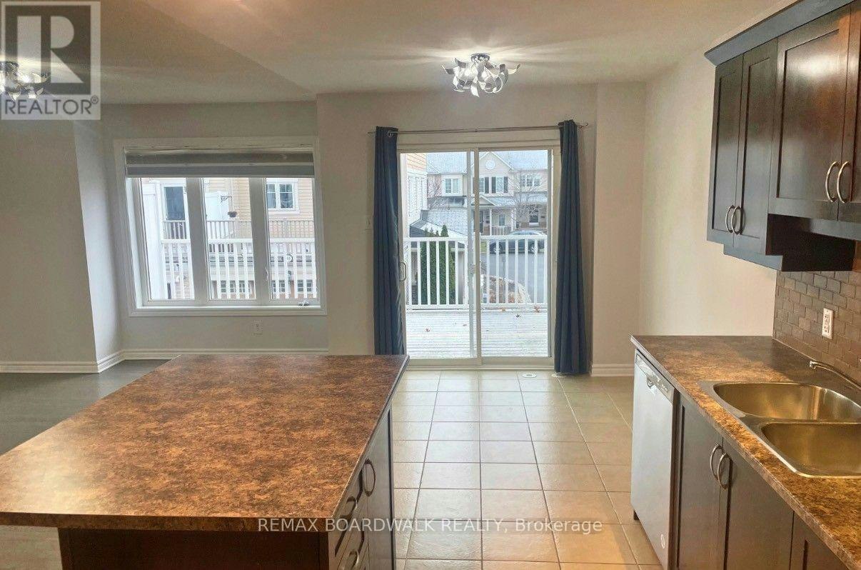 1736 Maple Grove Road, Ottawa, ON, K2S 0G4 - 4