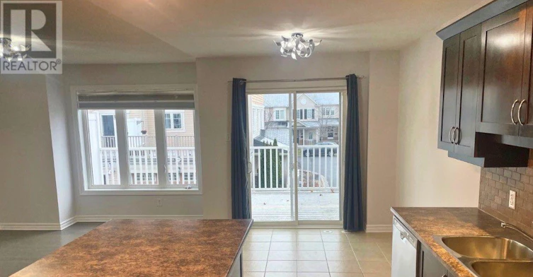 1736 Maple Grove Road, Ottawa, ON, K2S 0G4 - 4
