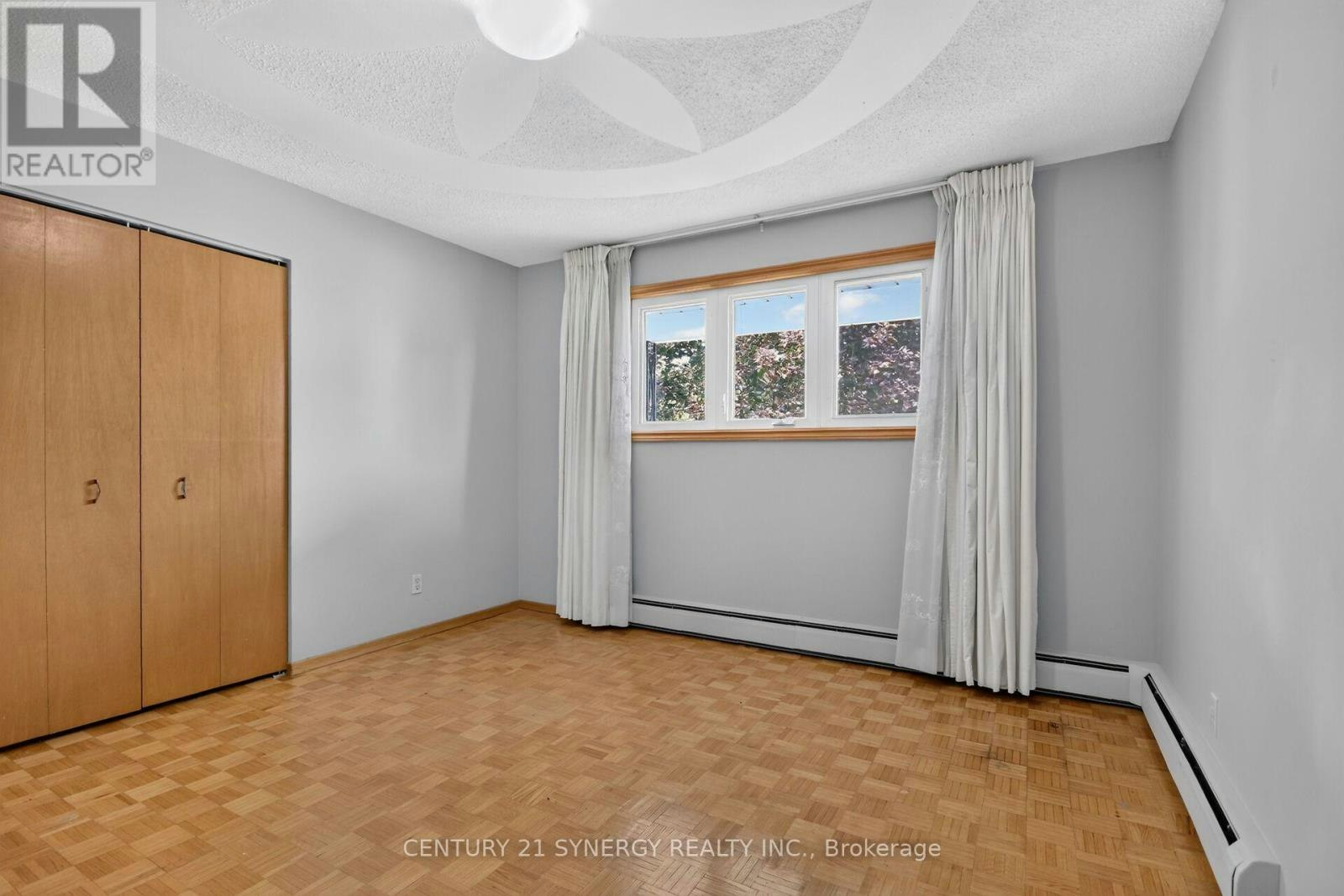 974 Greenbriar Avenue, Ottawa, ON, K2C 0J7 - 14